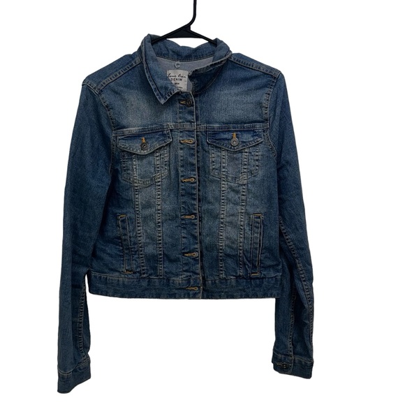 Love Tree Jackets & Blazers - Love Tree Women Blue Denim Cropped Jean Jacket